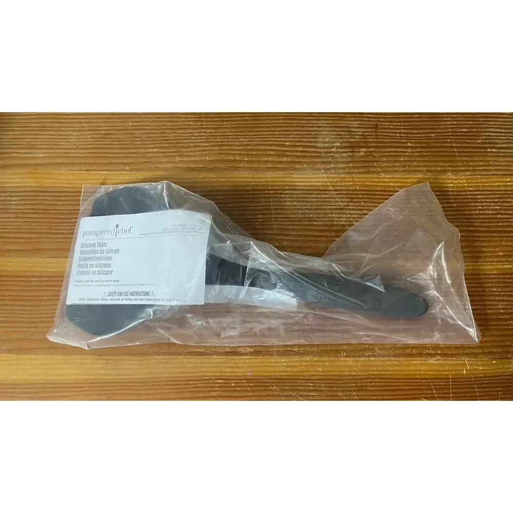 Pampered Chef Silicone Pancake Turner Large Spatula Flipper 100674